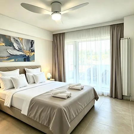 C50 - Alz Odyssey Pool & Hotel apartamentowy Năvodari