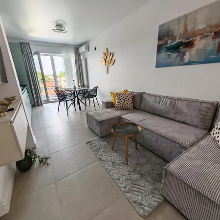 Hotel apartamentowy C50 - Alz Odyssey Pool & 4*