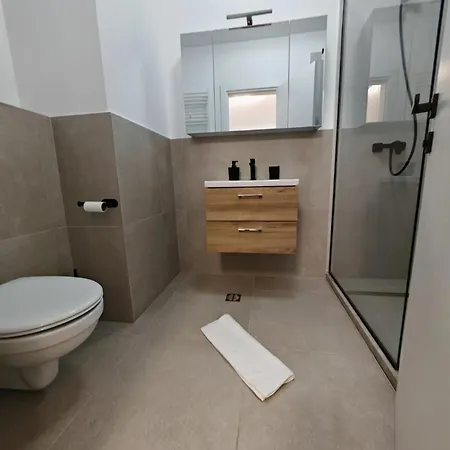 Hotel apartamentowy C50 - Alz Odyssey Pool & 4*