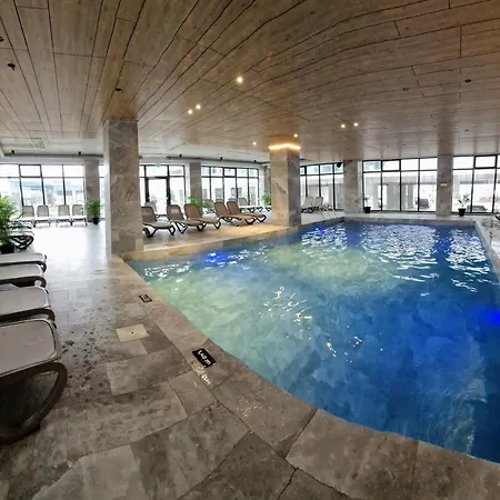 Hotel apartamentowy C50 - Alz Odyssey Pool & Năvodari