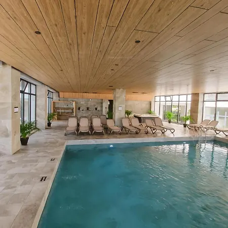 Hotel apartamentowy C50 - Alz Odyssey Pool & 4*